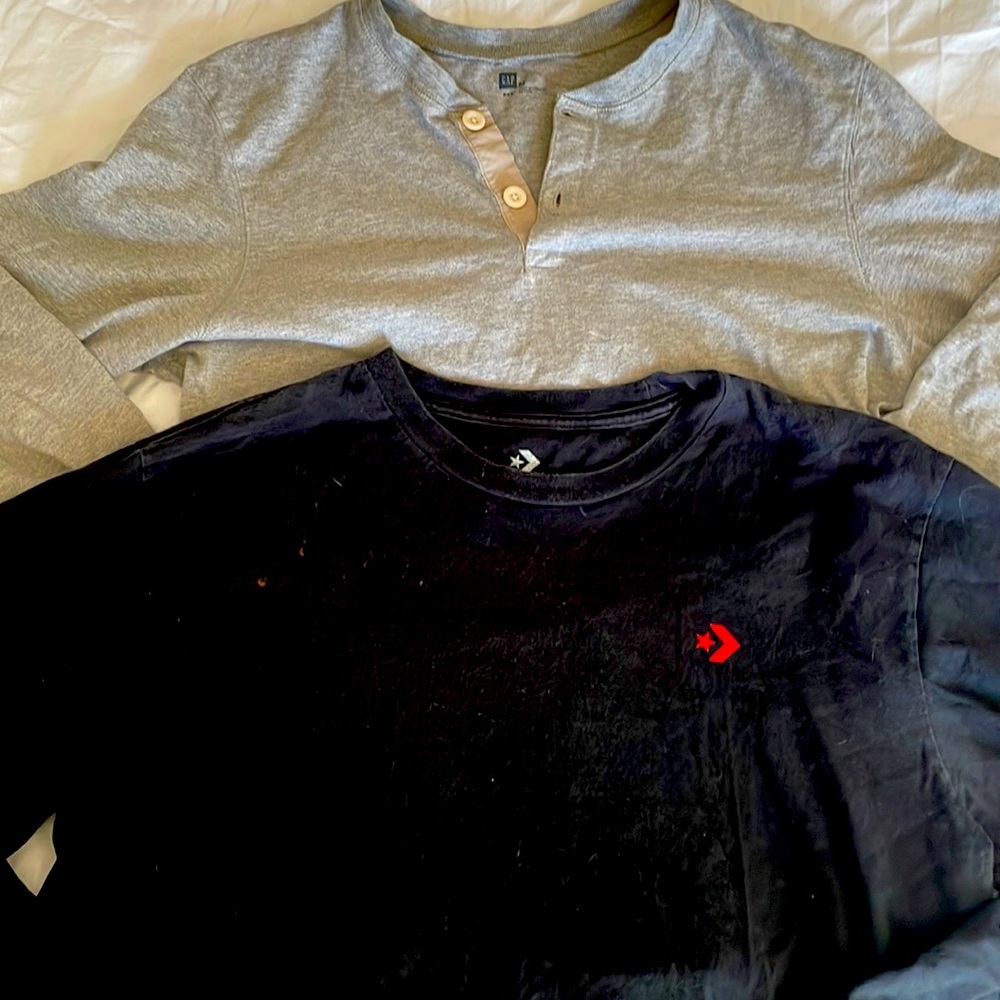 Men’s Gap Long sleeve Henley Gray- Free Converse Long sleeve Sz M
